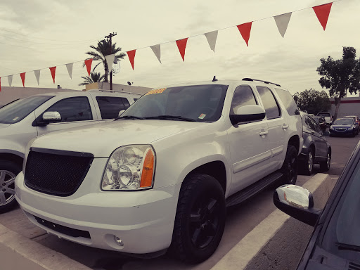 Fast & Furious Auto Sales, 3301 E Van Buren St, Phoenix, AZ 85008, USA, 