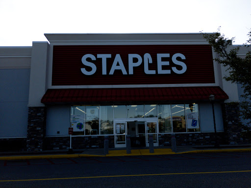 Office Supply Store «Staples», reviews and photos, 2421 Cranberry Hwy #2, Wareham, MA 02571, USA