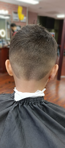 Barber Shop «Showcase Barbershop», reviews and photos, 727 Sumner Ave, Springfield, MA 01108, USA