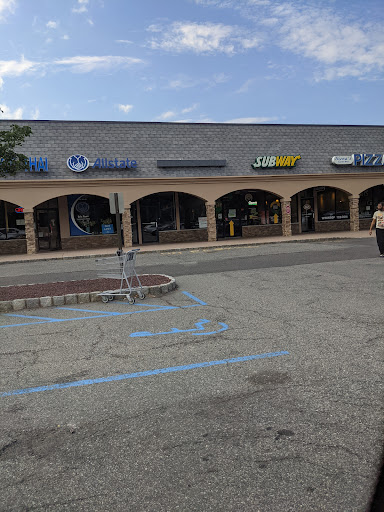 Shopping Mall «Lyons Mall», reviews and photos, 26 Lyons Mall, Basking Ridge, NJ 07920, USA