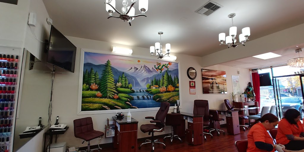 Day Nails And Spa 98126