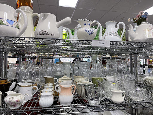 Thrift Store «Bethesda Thrift Shop», reviews and photos, 7606 US-14, Crystal Lake, IL 60012, USA