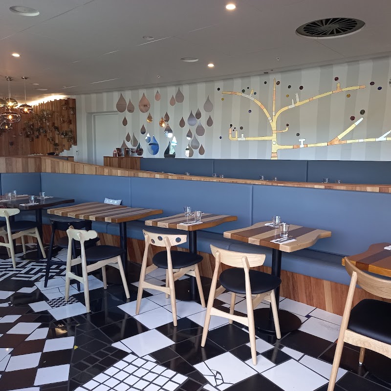 Aqua Restaurant and Bar (In the Hundertwasser Art Centre)