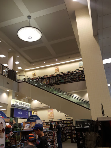 Book Store «Barnes & Noble», reviews and photos, 187 Riverside Square Mall, Hackensack, NJ 07601, USA