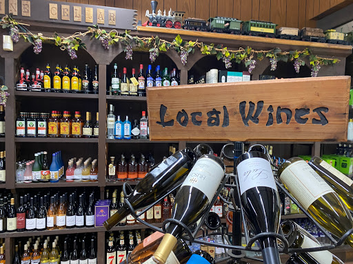 Grocery Store «Anderson Valley Mkt & Liquor», reviews and photos, 14175 CA-128, Boonville, CA 95415, USA