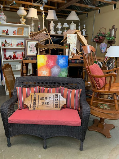 Thrift Store «Empty the Nest», reviews and photos, 8812 7th Ave N, Golden Valley, MN 55427, USA