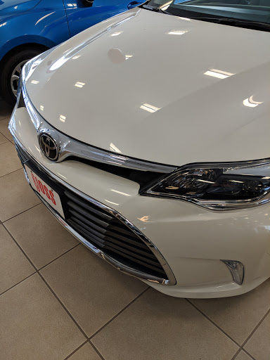 Toyota Dealer «Voss Toyota», reviews and photos, 2110 Heller Dr, Dayton, OH 45434, USA