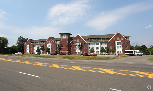 College Suites at Cortland