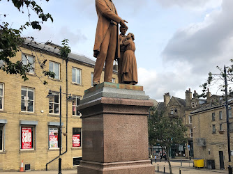 Statue of Richard Oastler