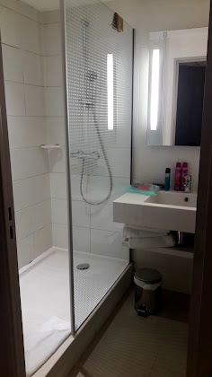 Vidéos hôtels Holiday Inn Paris - Montparnasse Pasteur 75015 Paris