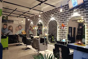 Toni&Guy Essensuals Hairdressing, West Marredpally image