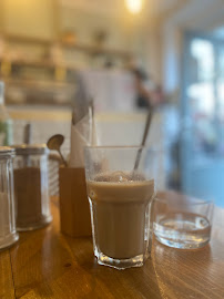 Latte du Restaurant brunch MYLO Concept Store à Paris - n°2