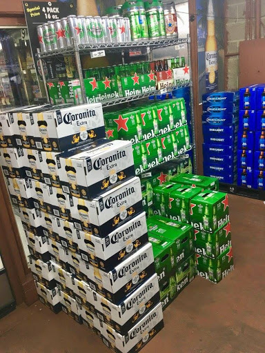 Liquor Store «Scores Liquors», reviews and photos, 6714 Shepherdsville Rd, Louisville, KY 40228, USA