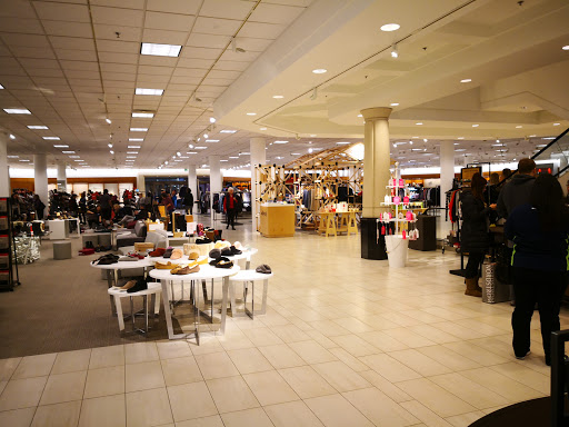 Department Store «Nordstrom Alderwood Mall», reviews and photos, 3200 184th St SW, Lynnwood, WA 98037, USA