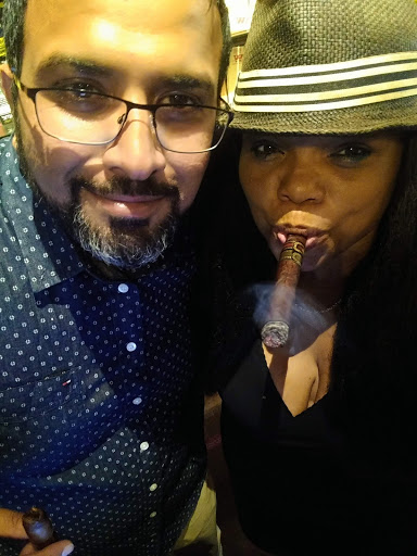 Tobacco Shop «Paradise Island Smoke Shop», reviews and photos, 3316 Snapfinger Rd, Lithonia, GA 30038, USA