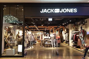 JACK & JONES image