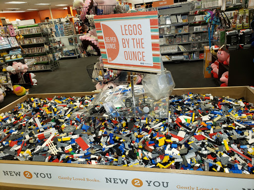 Used Book Store «2nd & Charles», reviews and photos, 401 US-190, Covington, LA 70433, USA