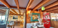 Atmosphère du Bar-restaurant à huîtres Le Routioutiou à Gujan-Mestras - n°8