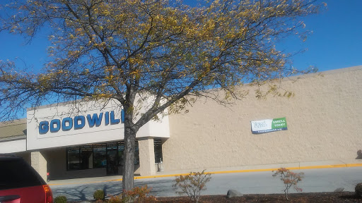 Thrift Store «Goodwill», reviews and photos, 7868 E Ridge Rd, Hobart, IN 46342, USA