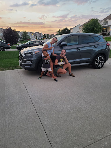 Car Dealer «VanDevere Auto Outlet», reviews and photos, 3155 S Arlington Rd, Akron, OH 44312, USA