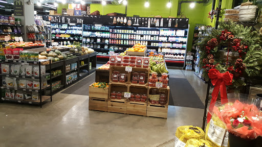 Grocery Store «Streets Market & Cafe», reviews and photos, 3108 Mt Vernon Ave, Alexandria, VA 22305, USA