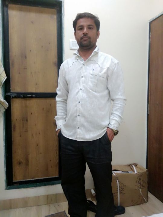 મહેશ્વરી,વિનેશ