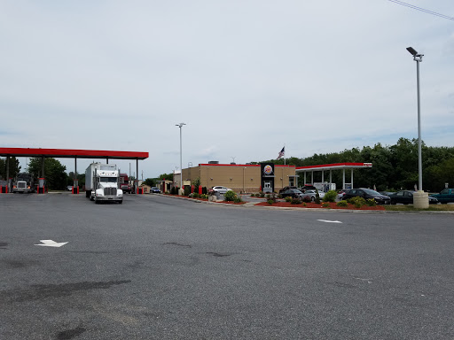 Truck Stop «Liberty Travel Plaza», reviews and photos, 3298 Susquehanna Trail, Duncannon, PA 17020, USA