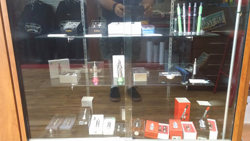 Tobacco Shop «Berzerk Industries Vapor Shop», reviews and photos, 4419 E Main St #113, Mesa, AZ 85205, USA