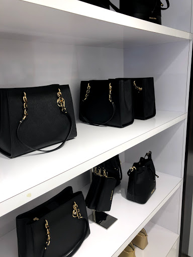 Fashion Accessories Store «Michael Kors», reviews and photos, 20-A Killingworth Turnpike #430, Clinton, CT 06413, USA