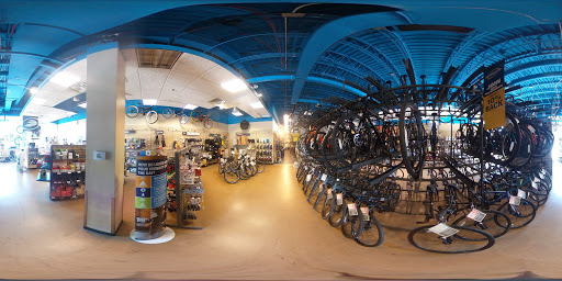 Bicycle Store «Performance Bicycle», reviews and photos, 2720 N Halsted St, Chicago, IL 60614, USA