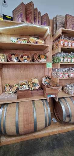 Produce Market «Dixon Fruit Market», reviews and photos, 7808 Batavia Rd, Dixon, CA 95620, USA