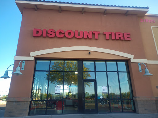 Tire Shop «Discount Tire Store - Queen Creek, AZ», reviews and photos, 21505 S Ellsworth Loop, Queen Creek, AZ 85142, USA