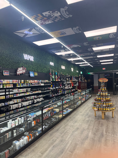 Tobacco Shop «Orlando Smoke Shop Fun Spot», reviews and photos, 5531 International Dr, Orlando, FL 32819, USA