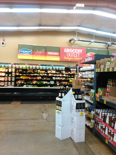 Grocery Store «Grocery Outlet Bargain Market», reviews and photos, 9451 Silverdale Way NW, Silverdale, WA 98383, USA