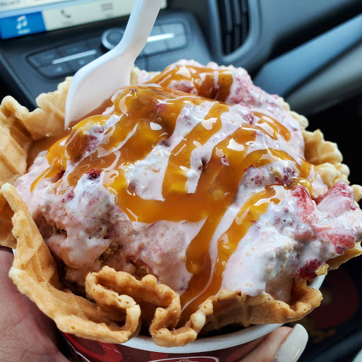 Coffee Shop «Starbucks», reviews and photos, 42825 Woodward Ave, Bloomfield Hills, MI 48304, USA