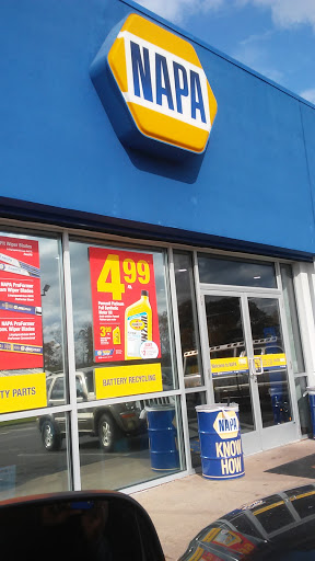 Auto Parts Store «NAPA Auto Parts - Genuine Parts Company», reviews and photos, 1260 Newfield St, Middletown, CT 06457, USA