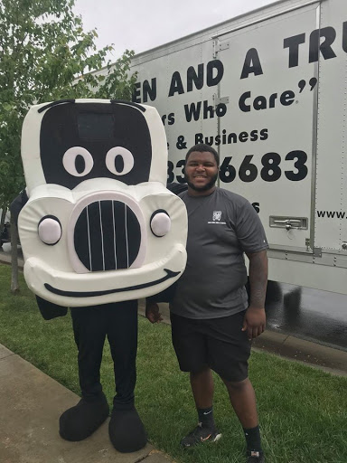 Moving and Storage Service «Two Men and a Truck», reviews and photos, 789 Westland Dr, Lexington, KY 40504, USA