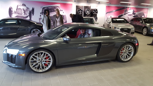 Audi Dealer «Audi South Orlando», reviews and photos, 4725 Vineland Rd, Orlando, FL 32811, USA