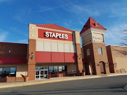 Staples, 21060 Southbank St, Sterling, VA 20165, USA, 