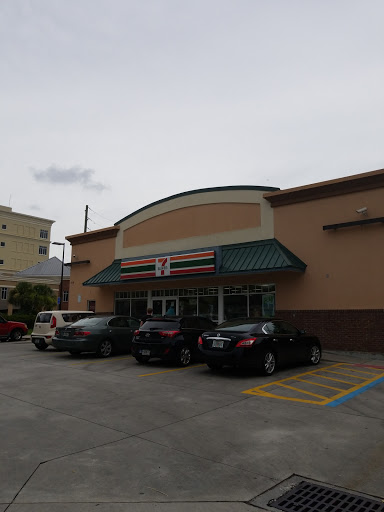 Convenience Store «7-Eleven», reviews and photos, 319 N Woodland Blvd, DeLand, FL 32720, USA