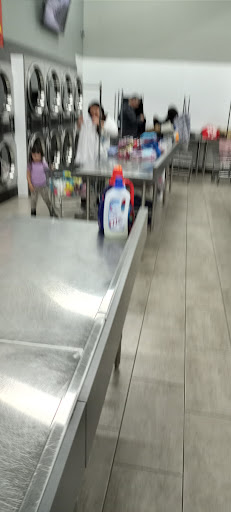 Laundromat «Coin Laundry Center», reviews and photos, 3627 N Belt Line Rd, Irving, TX 75062, USA