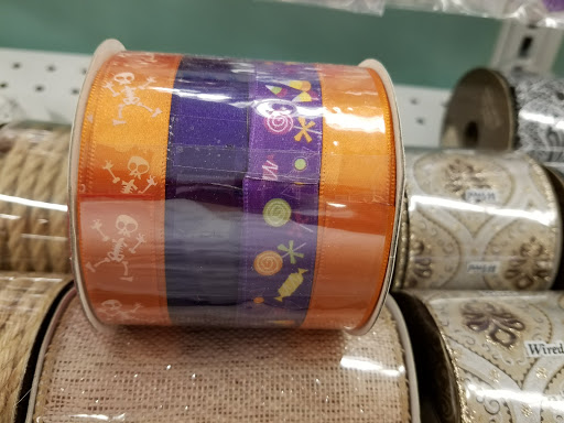 Fabric Store «Jo-Ann Fabrics and Crafts», reviews and photos, 1133 SW Wanamaker Rd #200, Topeka, KS 66604, USA