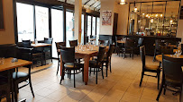 Atmosphère du Restaurant français DURUM - L'Atelier 15 à Saint-Ouen-sur-Seine - n°5