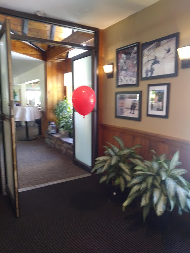 Country Club «Pembroke Country Club», reviews and photos, 94 W Elm St, Pembroke, MA 02359, USA