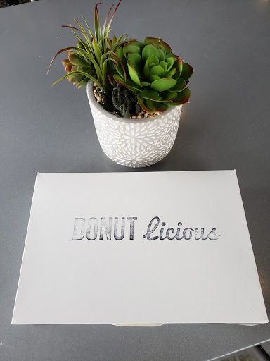 Donut Shop «Donut Licious», reviews and photos, 1535 Spring Cypress Rd, Spring, TX 77388, USA