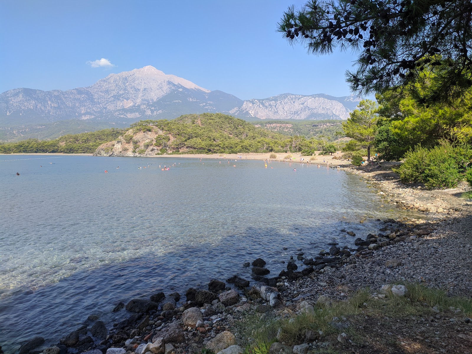 Fotografie cu Phaselis beach și peisajul său frumos