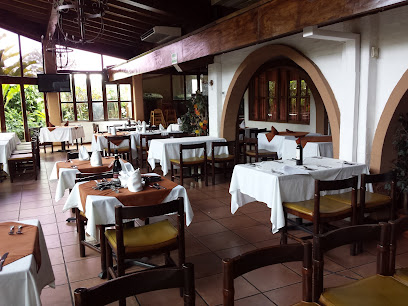 Restaurante Los Ranchos - C. La Mascota 232, San Salvador, El Salvador