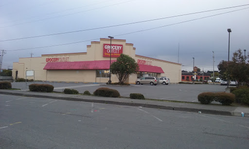 Grocery Store «Grocery Outlet Bargain Market», reviews and photos, 625 Commercial St, Eureka, CA 95501, USA