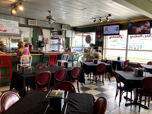 Pizza Restaurant «Goodfellas Cafe & Winery», reviews and photos, 4571 Clark Rd, Sarasota, FL 34233, USA