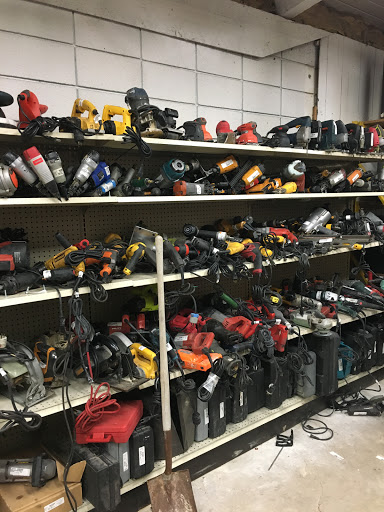 Pawn Shop «Xtreme Pawn - Lindon», reviews and photos, 720 State St, Lindon, UT 84042, USA